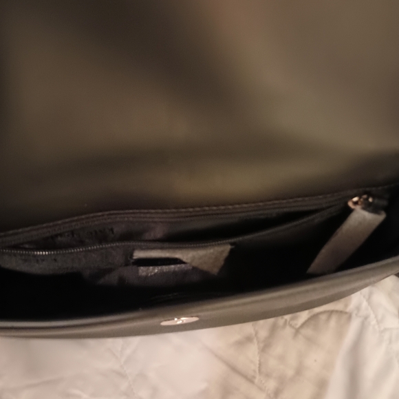 Kate Spade purse - Picture 4 of 9